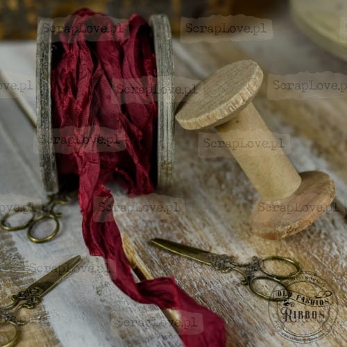 CHRISTMAS BURGUNDY 25.jpg